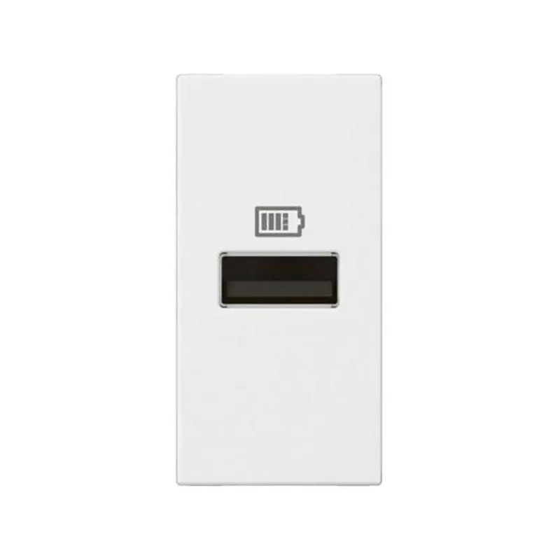 LEGRAND - USB Arteor, 1 Module, Single Port A, 3A, 15W, 5V, 100/240V, White