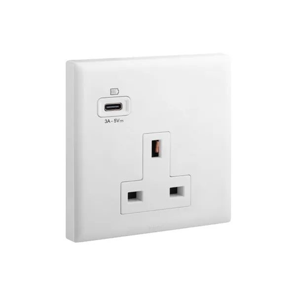 ليجراند - مقبس إلوي، بريطاني، مفرد، Unswitched + USB-A، 13A، 250V، أبيض