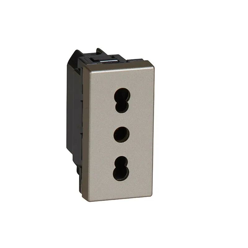 ليجراند - مقبس Arteor، إيطالي، 10/16A 250V، 2P+E، 1 Module، Champagne