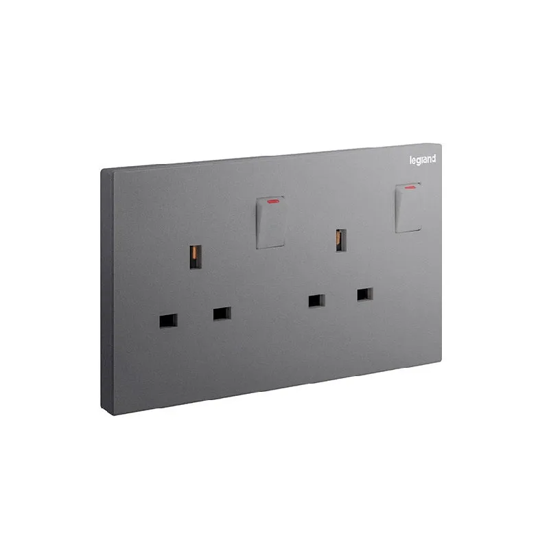 ليجراند - مقبس مزدوج Galion، BS، 2 موديول، مفتاح، 13A، 250V، Dark Silver