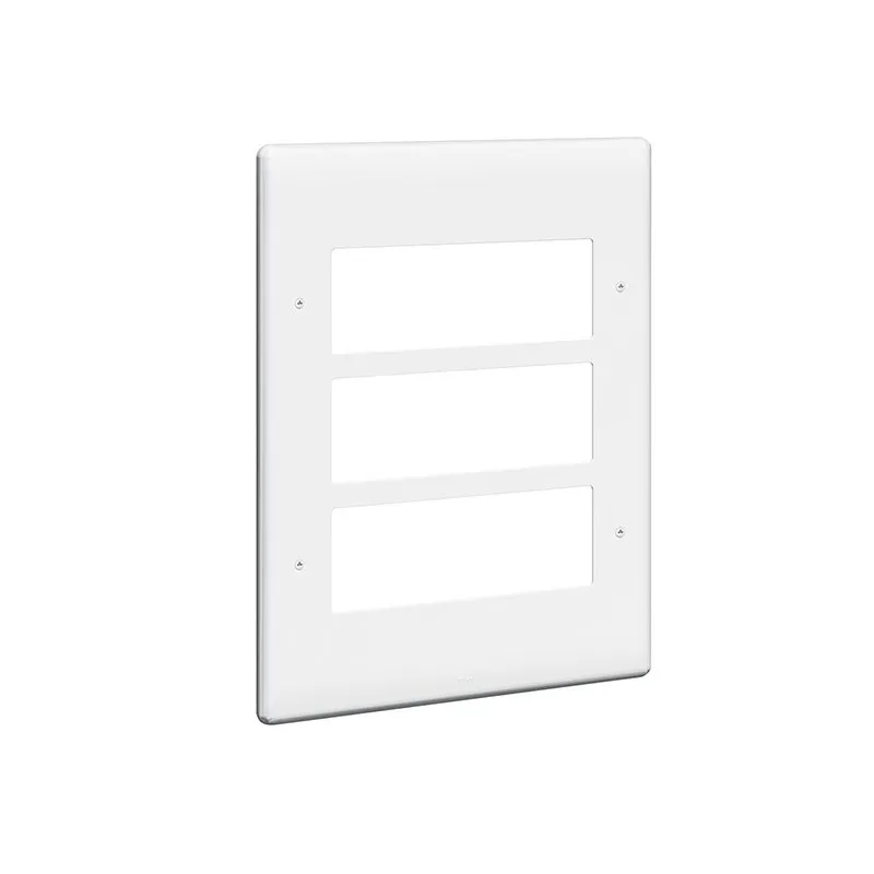 ليجراند - لوحة أمامية Synergy، ل18 Grid موديول، 3x3 مجوز، White